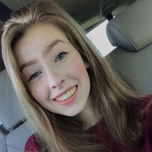 Meet your Posher, Lindsey